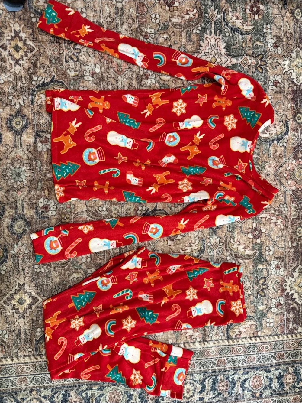 Cat & Jack Red Holiday Print Kids Pajama Set